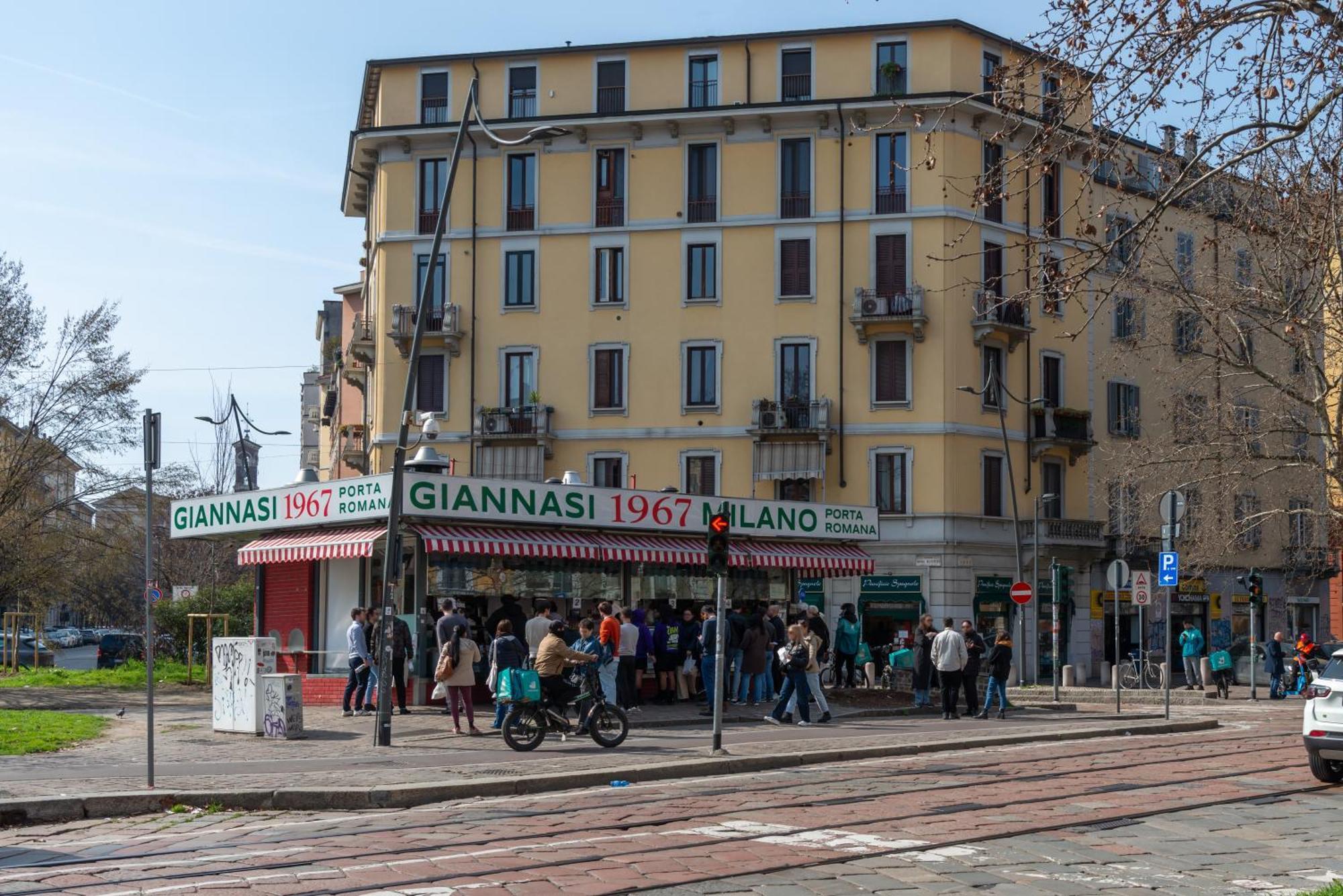 Life Is Beautiful Porta Romana Apartment Milano Exterior foto